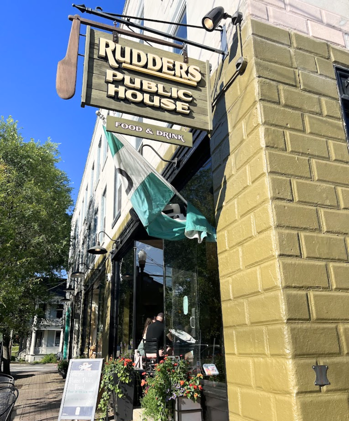 Outside Rudders Public House Kittery Maine