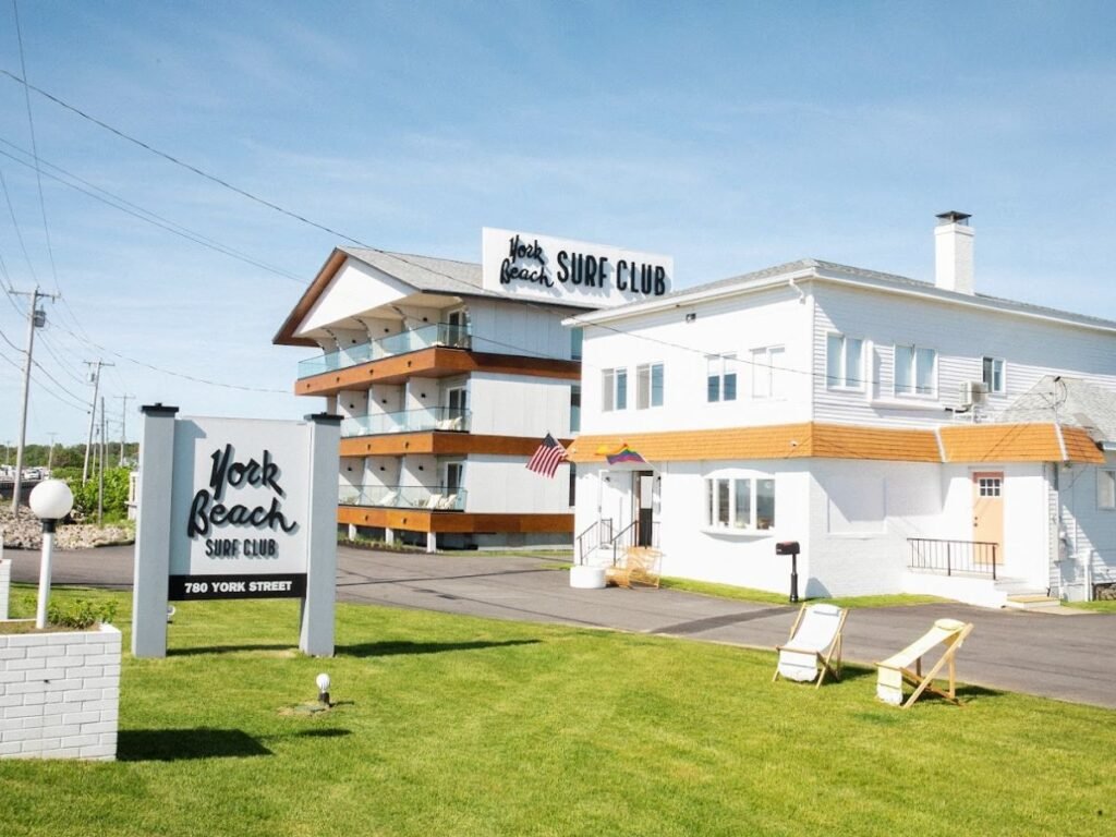 York Beach Surf Club - Motels in York Beach, Maine